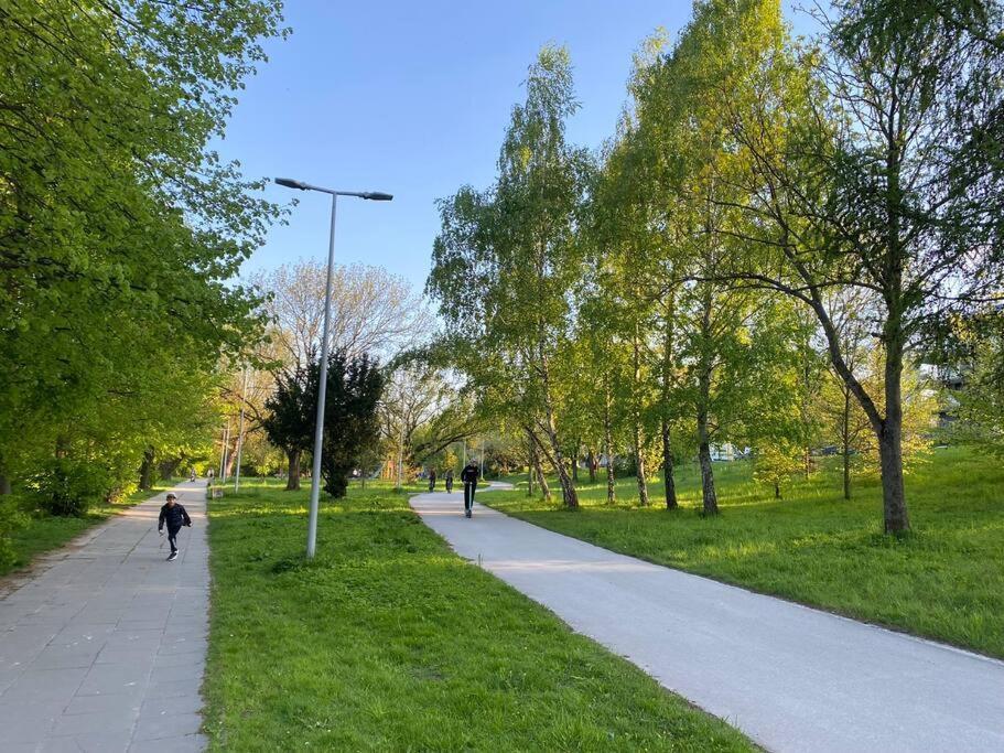 Valley Art House & Parking Bezplatny Podziemny Kielce Bagian luar foto
